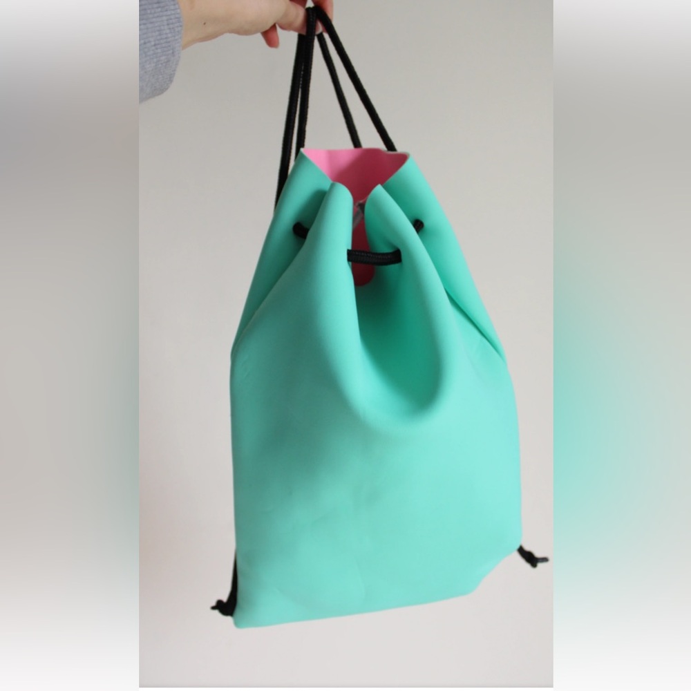 Triangl Neoprene Aqua Green Drawstring Backpack Scuba Swim Beach Summer Bag Surf